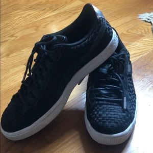 Size 8 Puma Sneakers